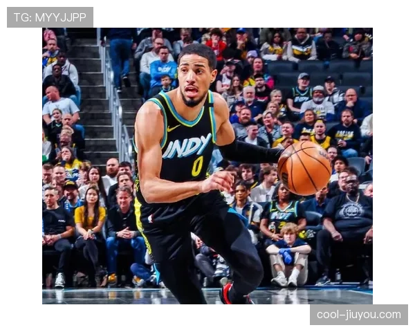 哈维直塞撕裂防线：中场掌控力与传球节奏的双重进化